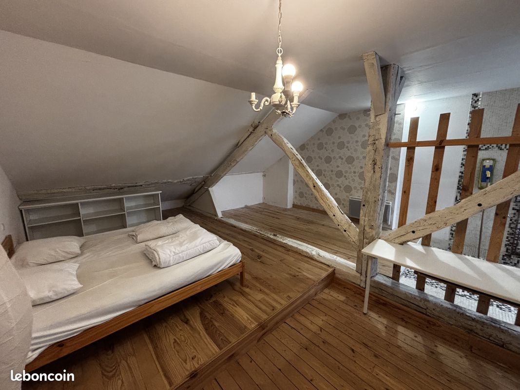 Appartement 3 pièces 70 m² · à Autun · 70 m² · 550 €