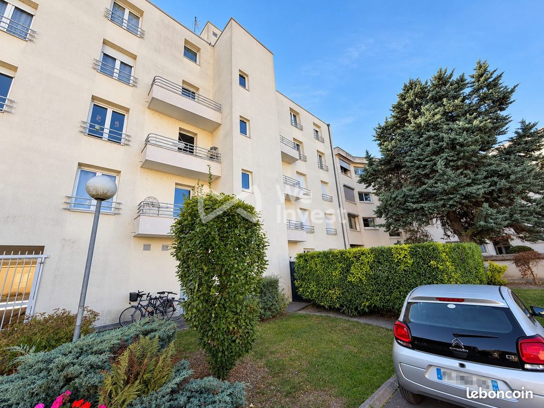 Appartement 4 pièces 90 m² · à Reims · 90 m² · 124 000 €