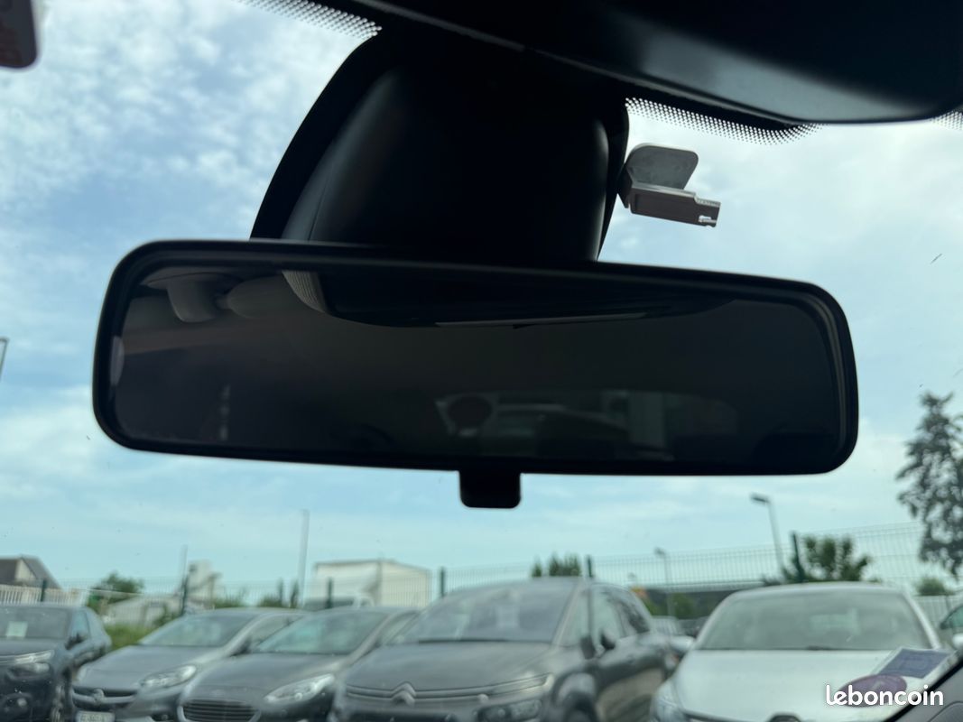 RENAULT CLIO V 1.0 TCE 90CH AIR - GPS - CARPLAY - REGULATEUR / LIMITEUr (image 29)