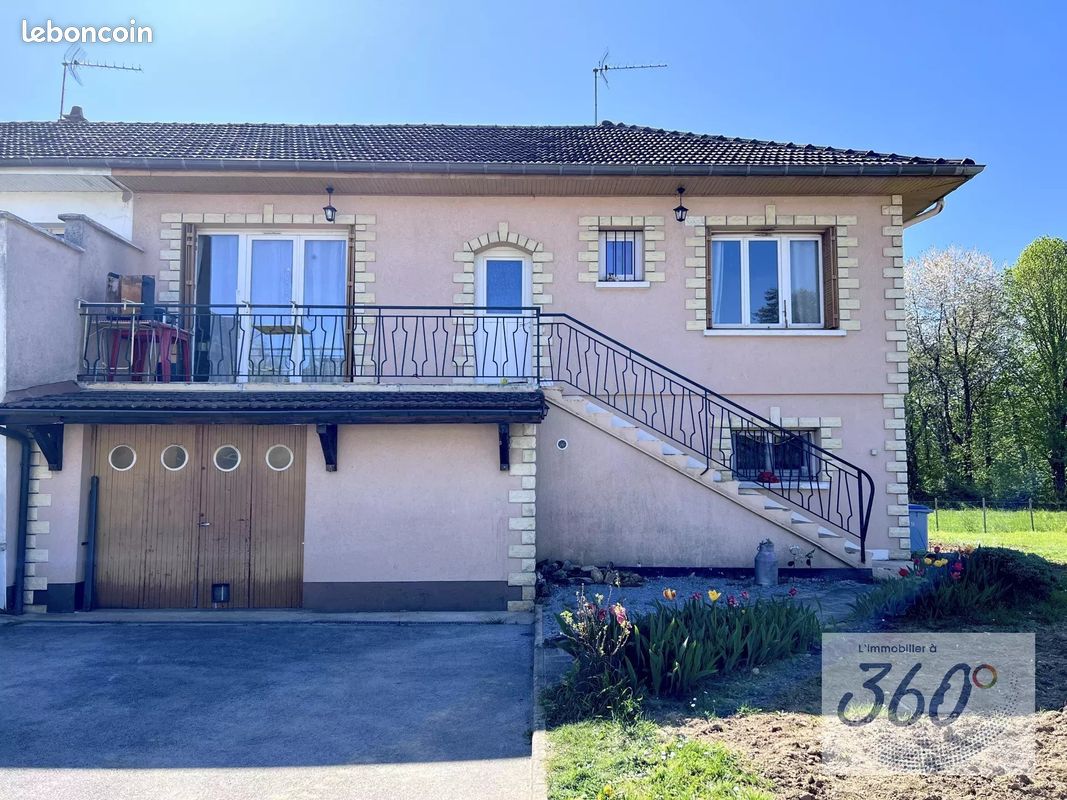 Maison 5 pièces 111 m² · à Cousance · 111 m² · 143 000 €