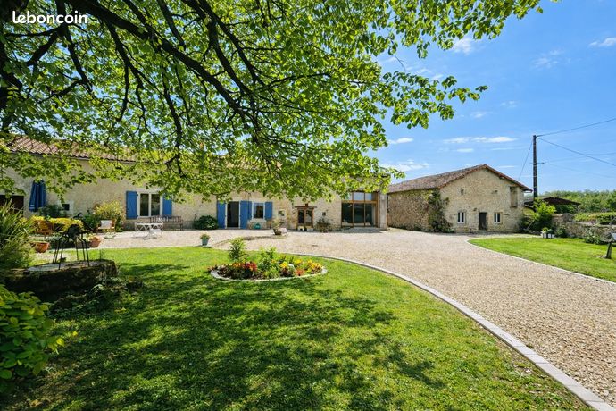 Maison 7 pièces 136 m²