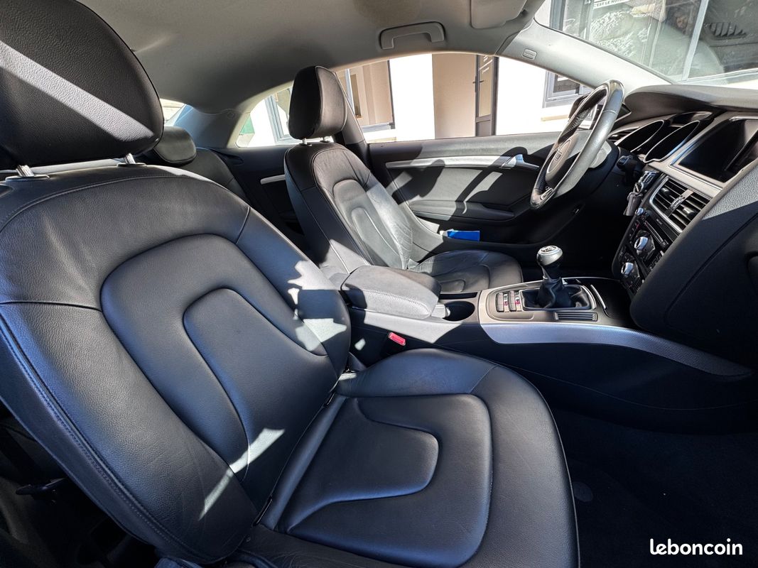 AUDI A5 A5 1.8 TFSI 177 Ambiente / première main / entretien complet Audi (image 20)