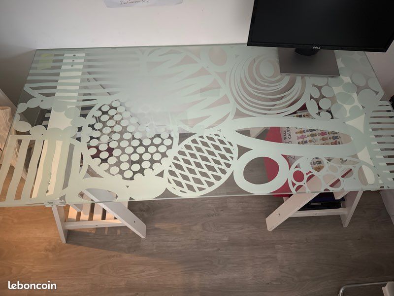 Bureau IKEA (image 2)