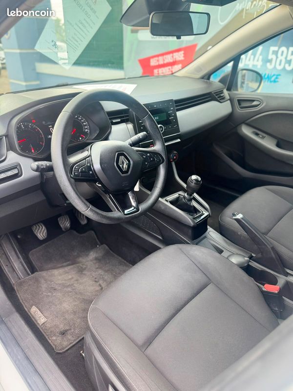 Renault clio 5 essence 2022 / 1ere main / garantie (image 4)