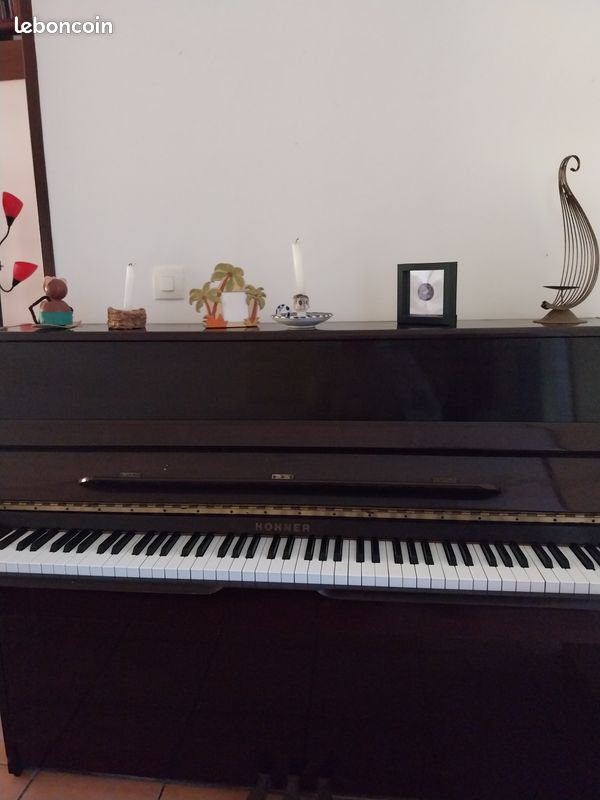 Piano droit bon état (image 2)