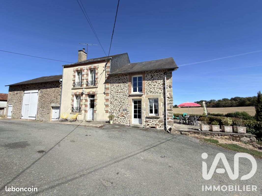 Maison 6 pièces 103 m² · à Bussière-Dunoise · 103 m² · 126 500 €