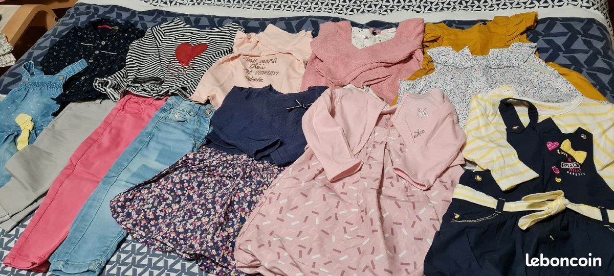Lot de vêtements fille 12 mois (image 2)