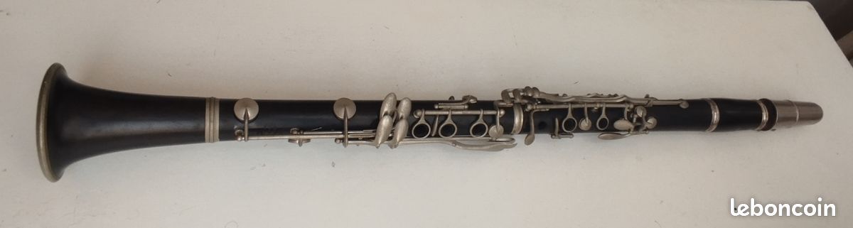 Jolie clarinette en bois ancienne (image 1)