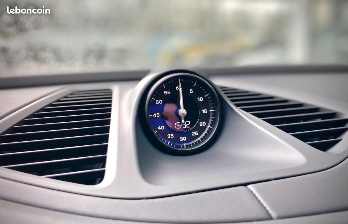 Porsche Macan ELECTRIQUE 4S 516 ch (image 9)