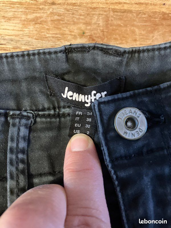Lot de jeans et un jegging skinny Jennyfer taille 34 cas Vêtements
