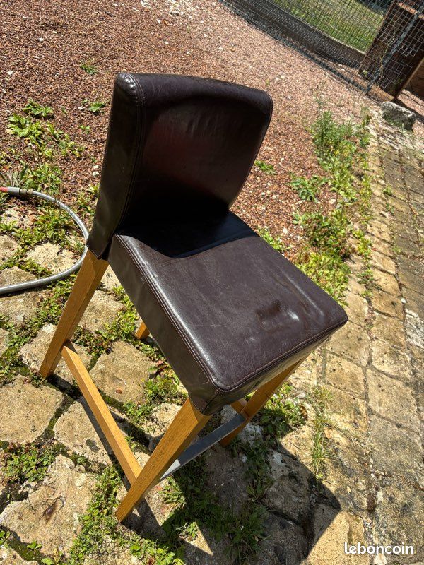 Chaise de bar (image 1)