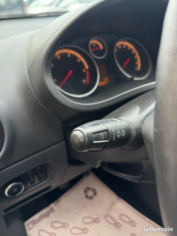 Opel Corsa D 1.3 CDTI 95 CH STOP/START EDITION (CARPLAY) (image 14)