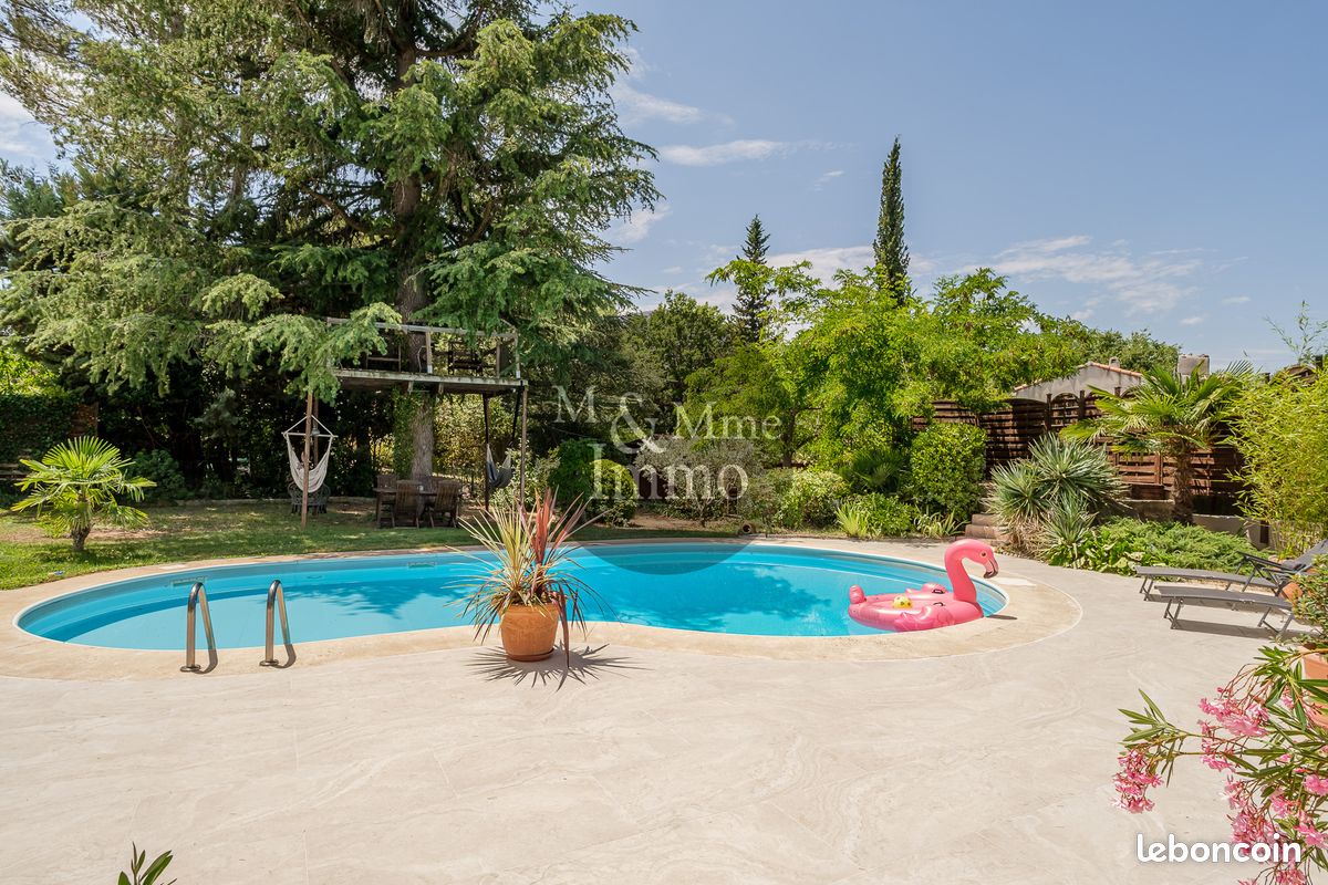 Maison 7 pièces 195 m² · à Gréasque · 195 m² · 799 000 €