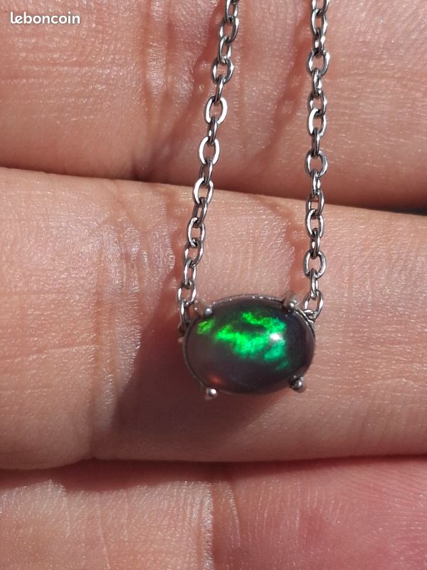 Collier acier inoxydable avec opale coulissante noire/verte de 8x5mm éthiopienne (image 2)