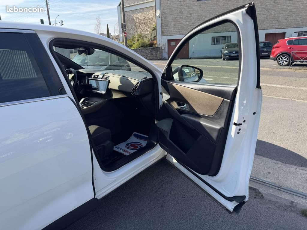 DS DS 7 CROSSBACK 1.6 PureTech - 225 Bva So Chic gps + clim + Radar AR (image 14)