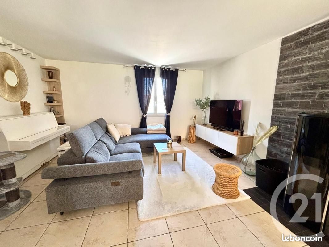 Maison 6 pièces 106 m² · à Charny · 106 m² · 395 000 €