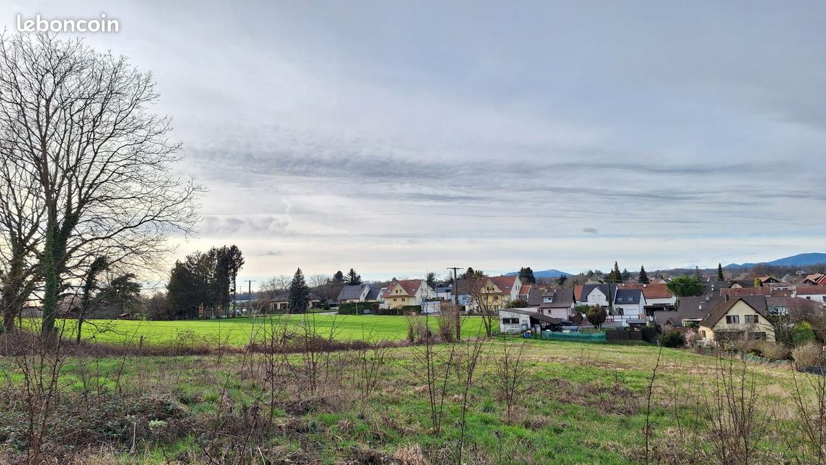 Terrain 642 m² Hochstatt · 196 800 €
