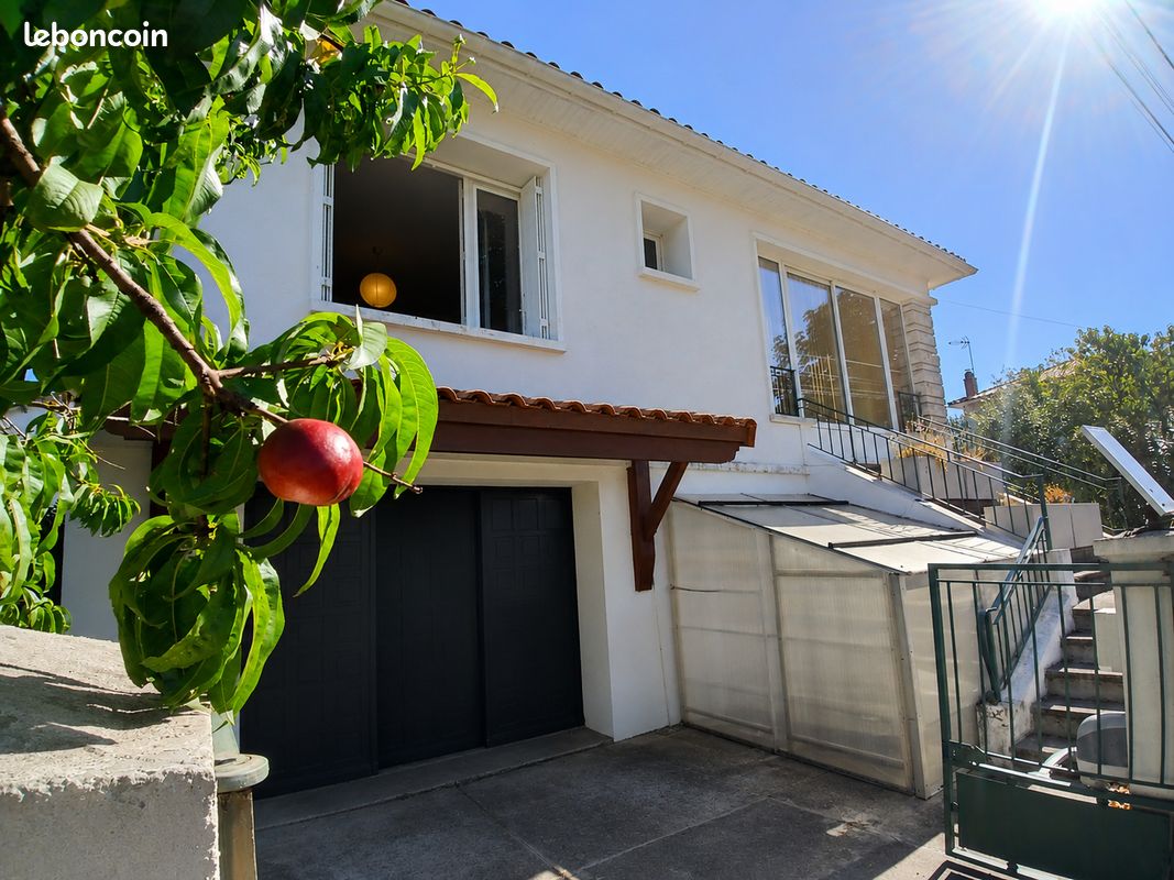 Maison 4 pièces 98 m² · à La Rochefoucauld-en-Angoumois · 98 m² · 172 000 €