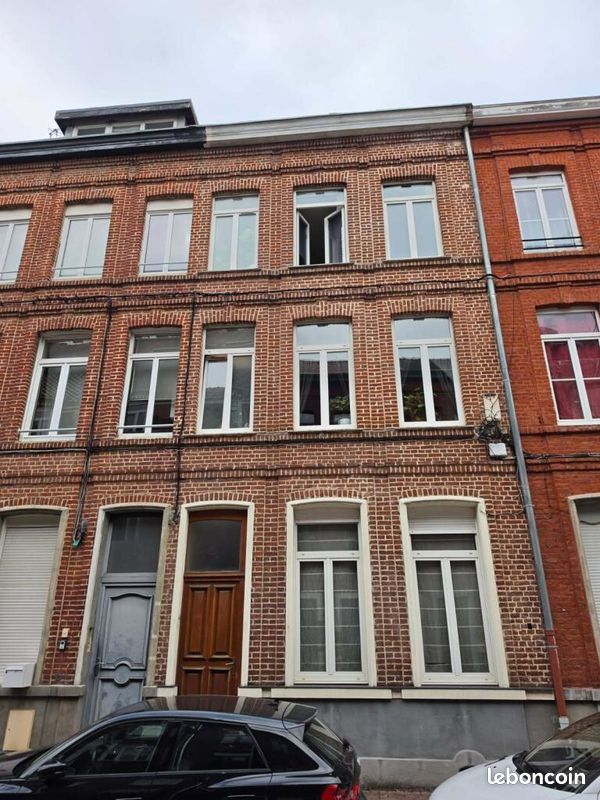 Maison 6 pièces 150 m² · à Lille · 150 m² · 1 300 €/mois