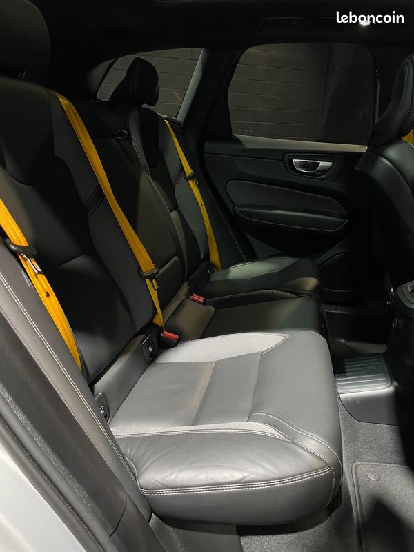 VOLVO XC60 T8 455Ch POLESTAR - 1 ère main - Historique VOLVO - Carplay - Attelage - Marches Pieds (image 21)