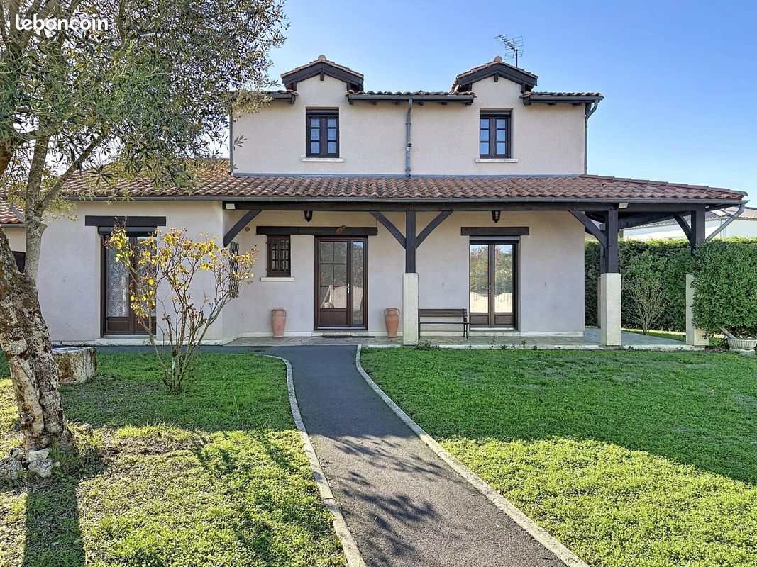 Maison 5 pièces 126 m² · à Artigues-près-Bordeaux · 126 m² · 405 000 €