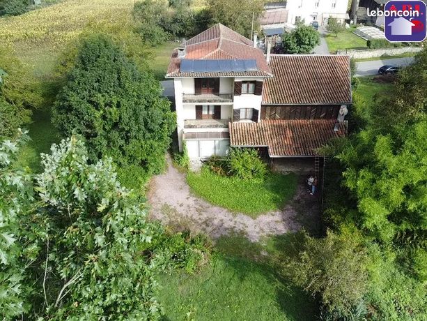 Maison 7 pièces 240 m²