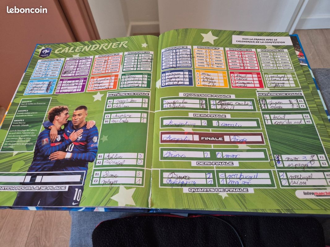 Au plus près des bleus - Sticker Album - Intermarché - 2020 # c 21 mbappé kylian