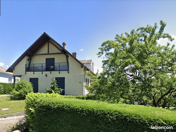 Maison 10 pièces 273 m²