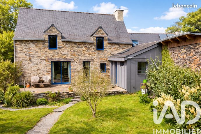 Propriété 4 pièces 159 m²