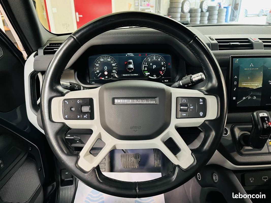 LAND ROVER DEFENDER 110 P400e PHEV BVA8 S (image 4)