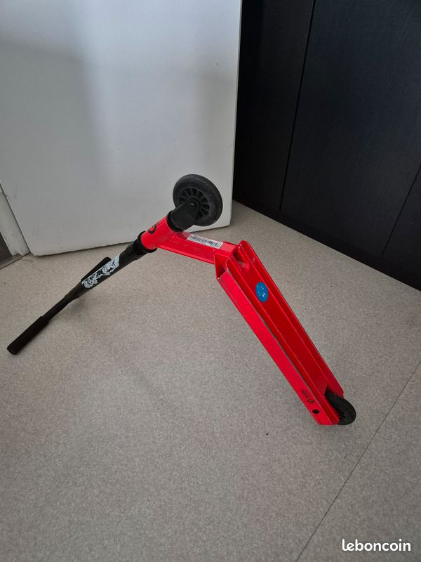Trottinette (image 1)