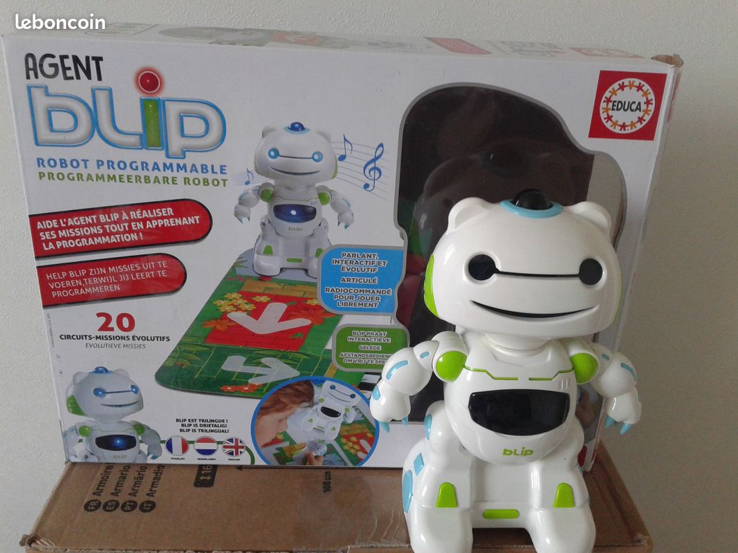 Robot (image 1)