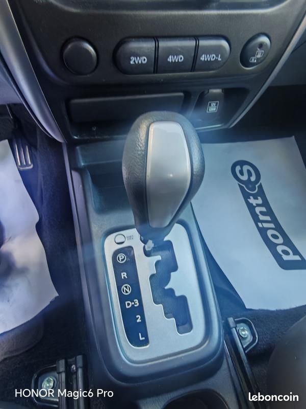 Suzuki Jimny 1.3 VVT 85CH JLX AUTO (image 11)