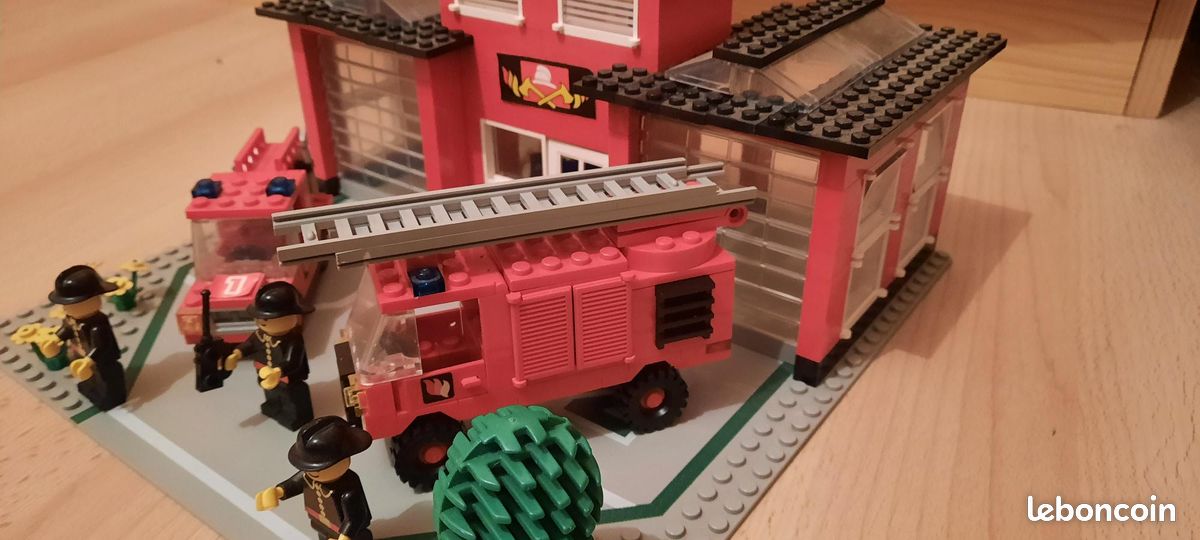 Fire Department Lego Set 6382 LEGO Town Set 6382 Fire Station