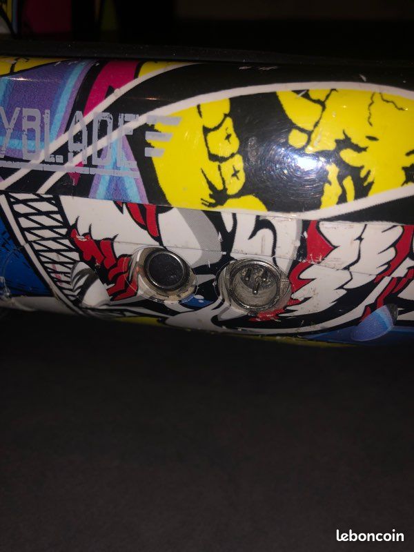 Deux hoverbaord + hoverkart prix peut négociable + leur chargeur (image 8)