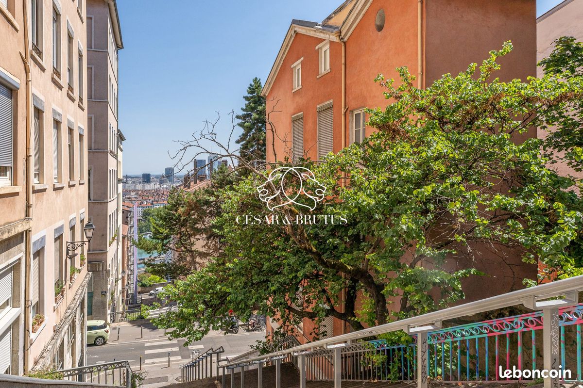 Appartement 3 pièces 77 m² · à Lyon · 77 m² · 230 000 €