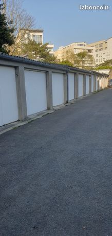 https://img.leboncoin.fr/api/v1/lbcpb1/images/32/ad/cd/32adcdb316012b319e650059704c99845bdce931.jpg?rule=ad-image