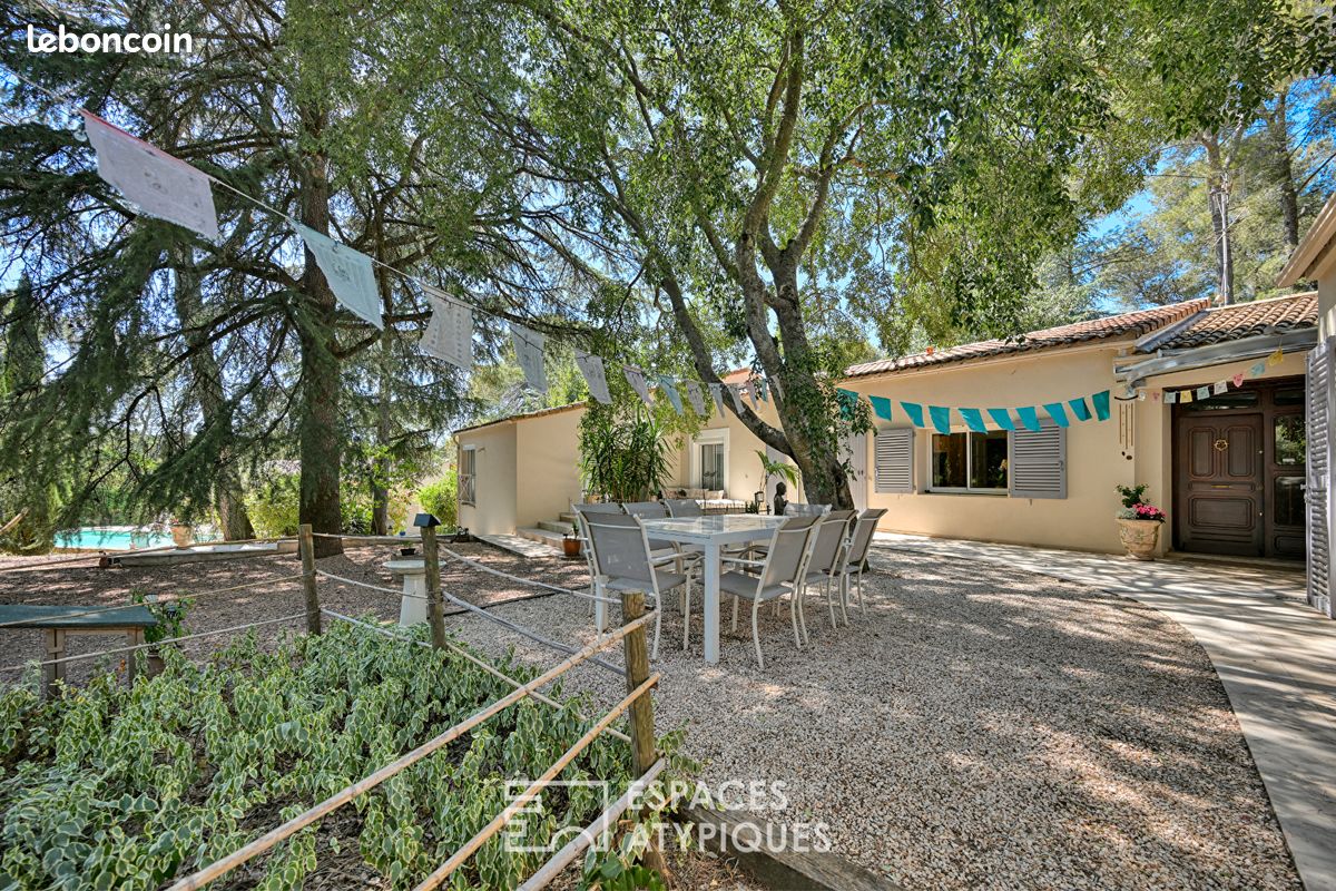 Maison 8 pièces 267 m² · à Nîmes · 267 m² · 1 195 000 €