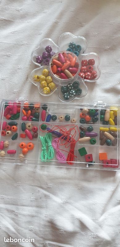 Lots de perles en bois (image 1)
