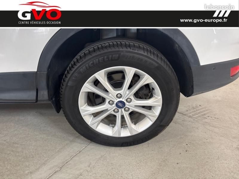 Ford Kuga 1.5 EcoBoost 120ch Titanium (image 4)