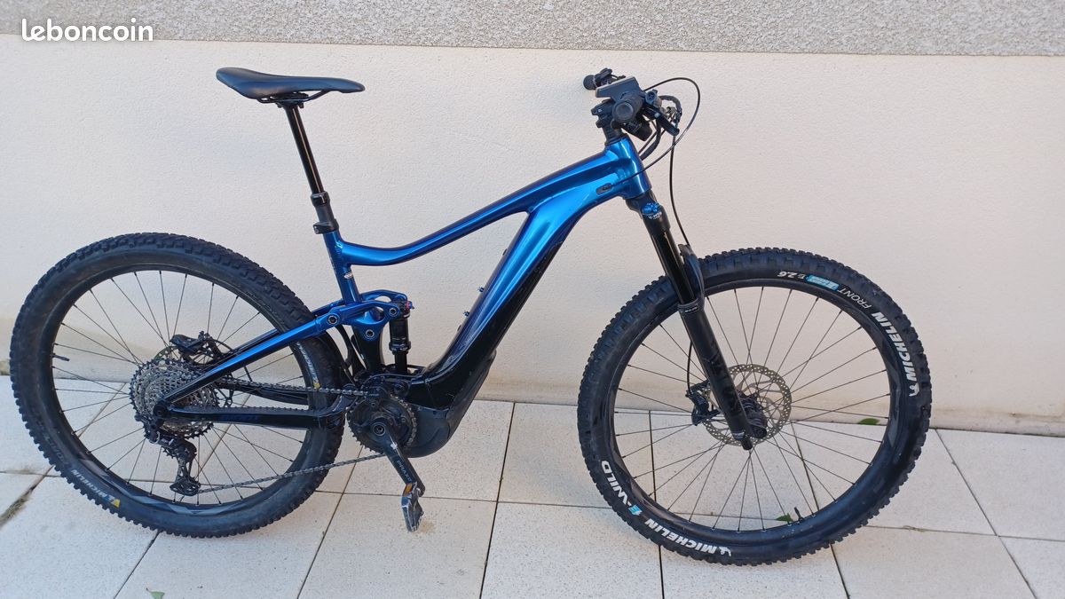VTTAE GIANT Trance Vélos