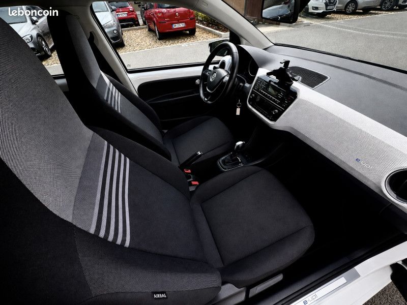 Volkswagen E-UP ELECTRIQUE 83CH LIFE (image 8)