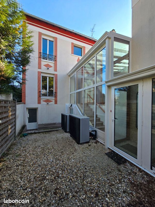 Maison 11 pièces 211 m² · à Fontenay-sous-Bois · 211 m² · 1 352 000 €