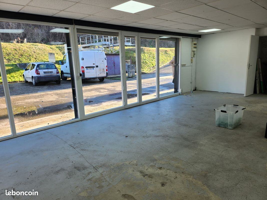 À louer – Local 145 m² – Activités / Bureaux – Verneuil-en-Halatte (image 6)