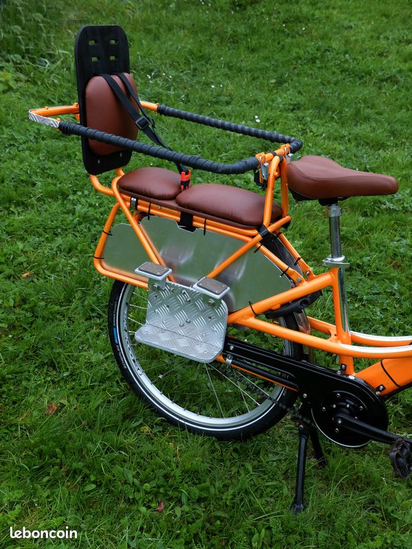 Siège De Vélo Arrière Pour Enfant Amovible - Supporte 6 Mois à 6 Ans, Rouge, Acier Et Cuir, Neuf Avec Garantie