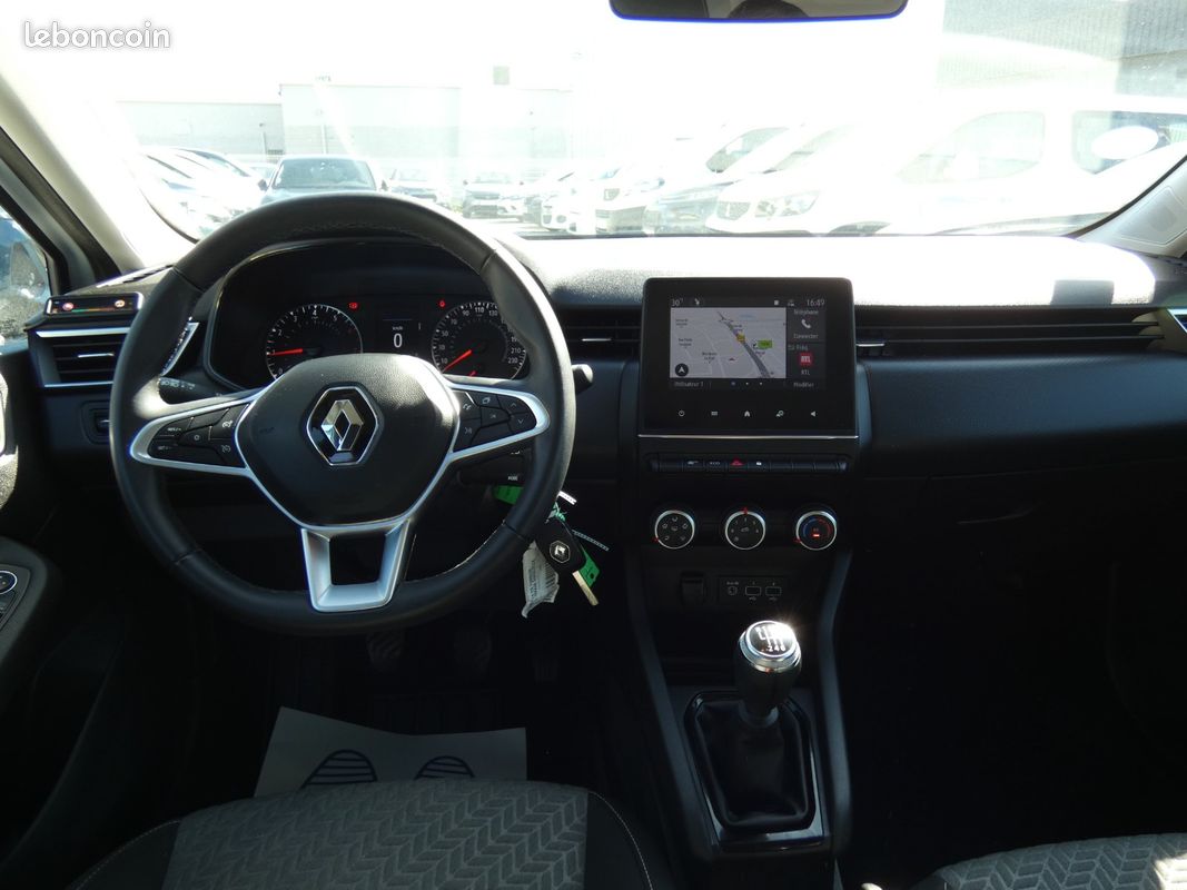 RENAULT CLIO V TCe 90 Equilibre (image 10)
