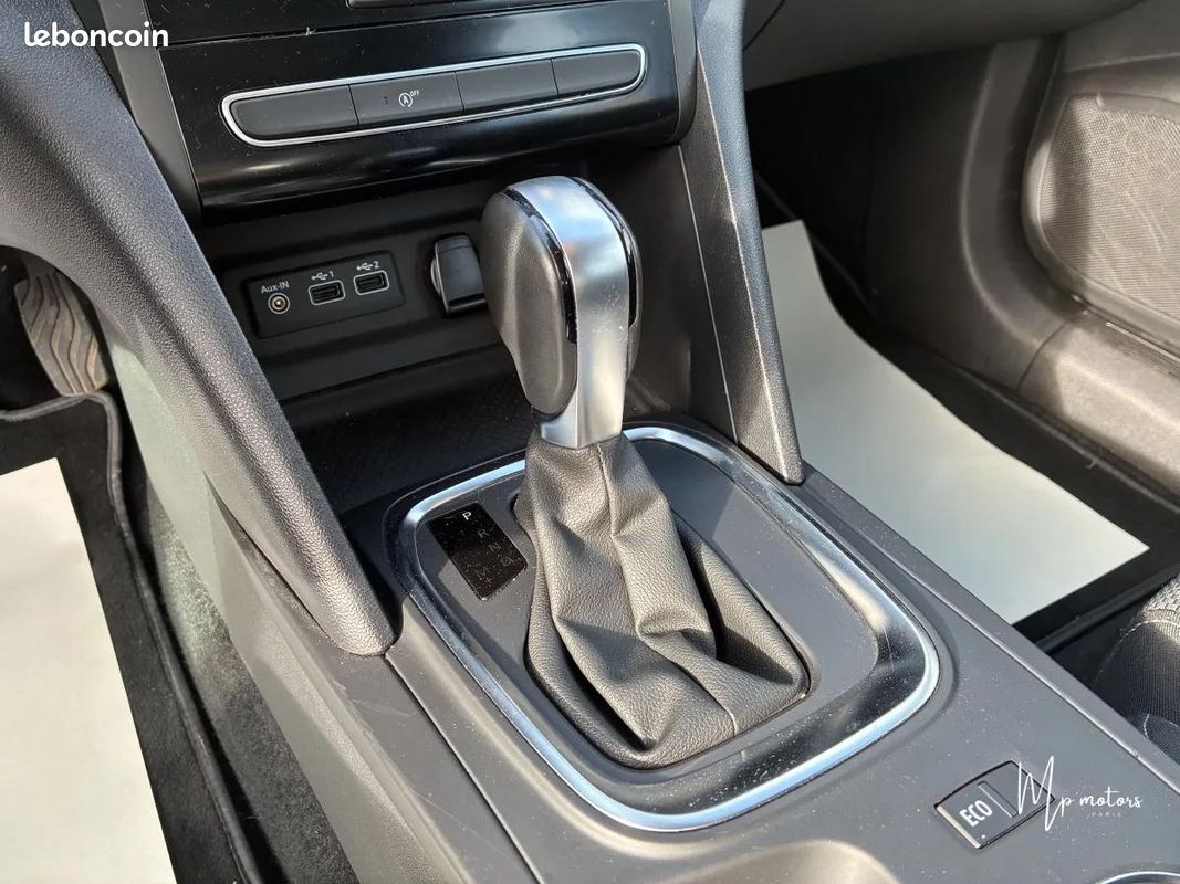 Renault Megane IV 1.5 DCI 115 EDC EVOLUTION / 1MAIN / GARANTIE 12 MOIS.. (image 12)