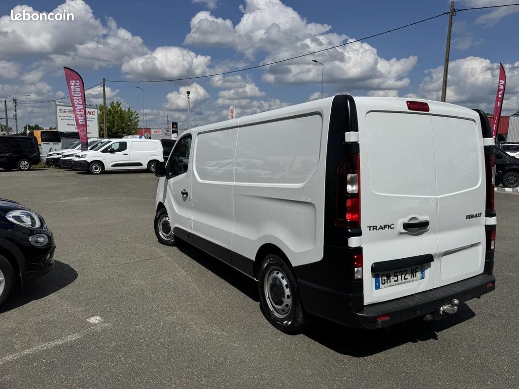Renault trafic l2h1 2.0 dci 130ch grand confort (image 7)