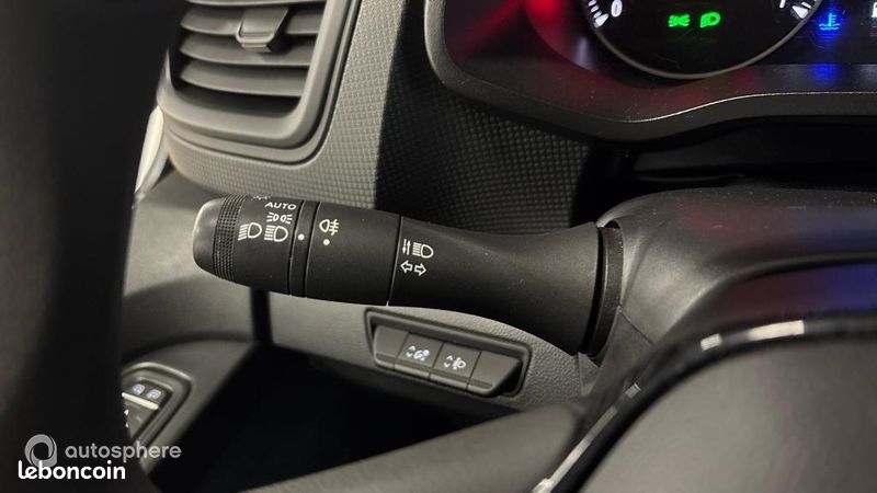 Renault Trafic Véhicule utilitaire ou Société L1H1 3T 2.0 Blue dCi 130ch Confort (image 24)