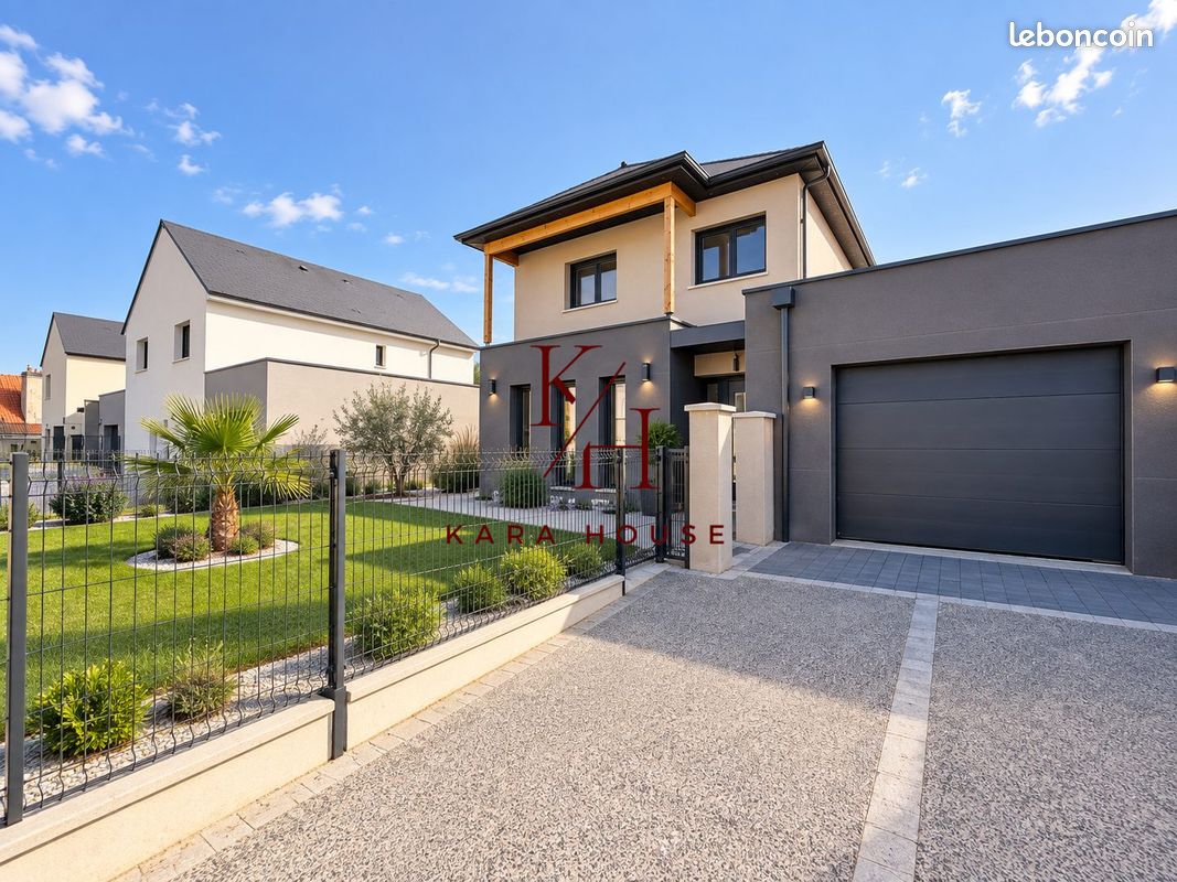 Maison 5 pièces 120 m² · à Éterville · 120 m² · 350 000 €